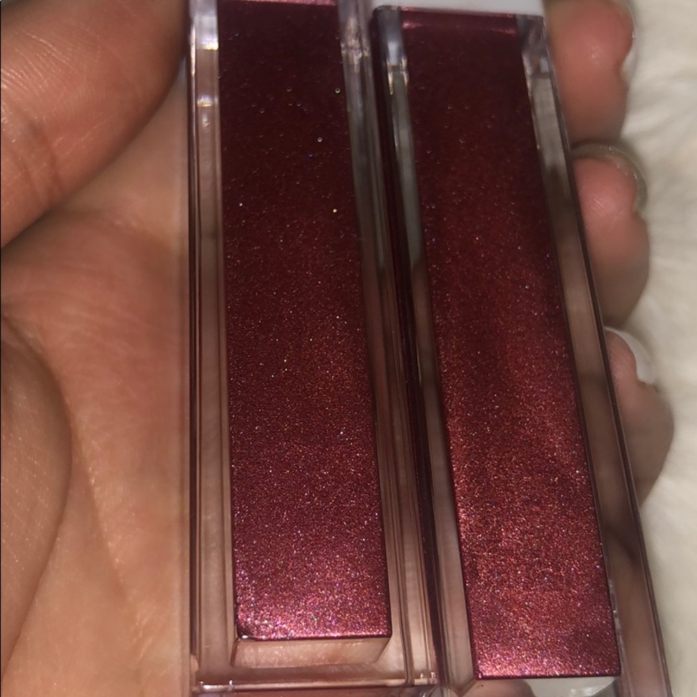 Lipstick - Picture 2 of 2